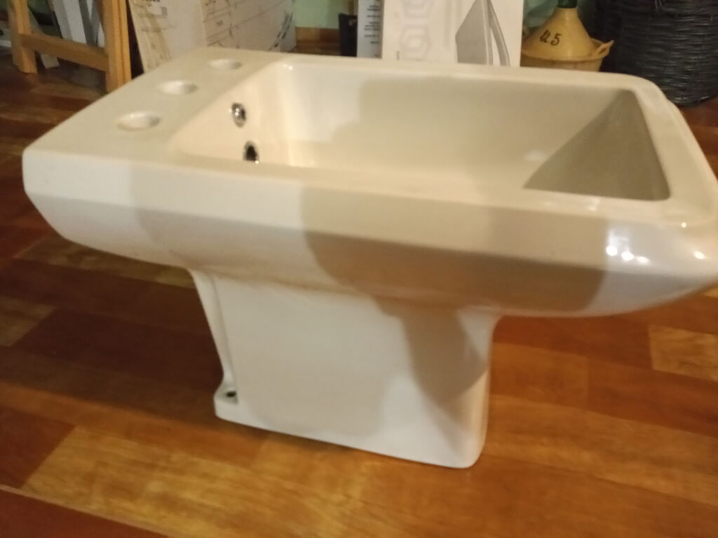 5335683 Bidet bianco 